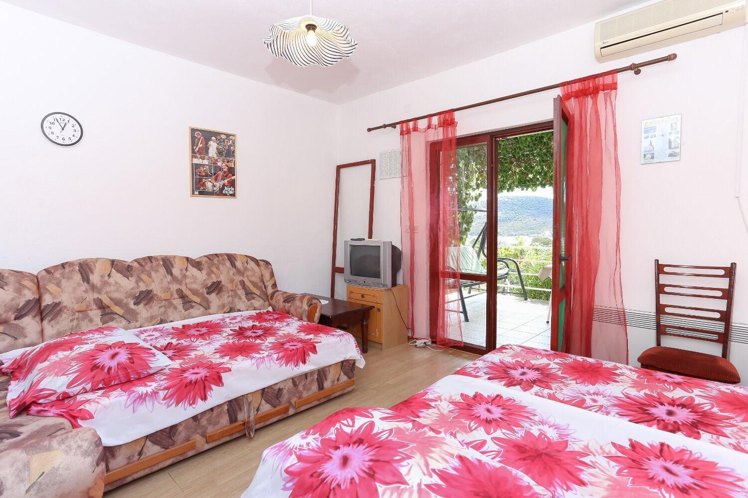 Holiday Home Marcelo-With Terrace Vinišće Exterior foto